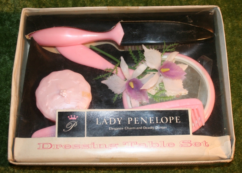lady-p-dressing-table-set-3