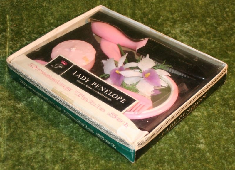 lady-p-dressing-table-set-8