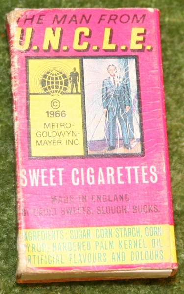 splash cigarette Splash Classic and Smooth Nicotine-free menthol-filtered cigarettes