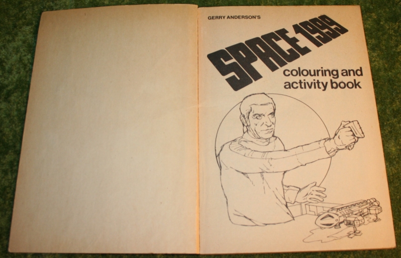 Space 1999 Colouring and Activity book (2)